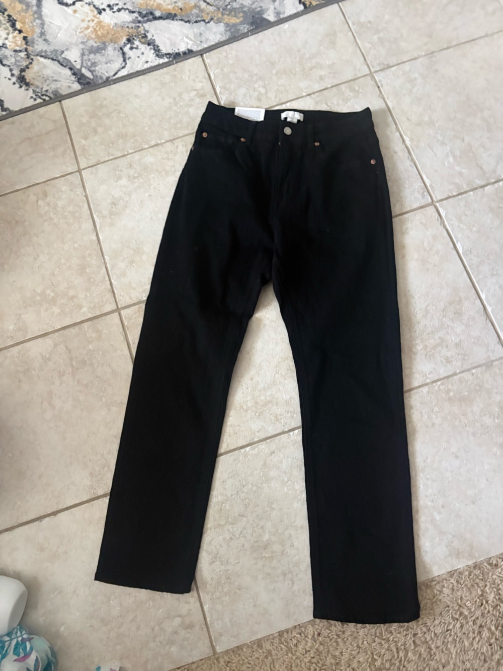 H&M Women's high waisted Slim Leg Jeans in Black size 8